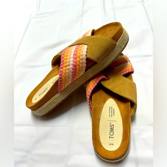 Toms women’s‎ slippers - Picture 1 of 7